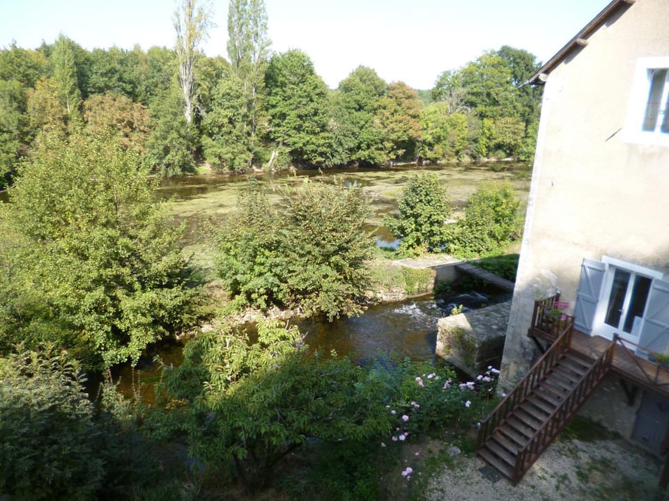 Le Moulin de Cors Bed and Breakfast in Centre-Val de Loire