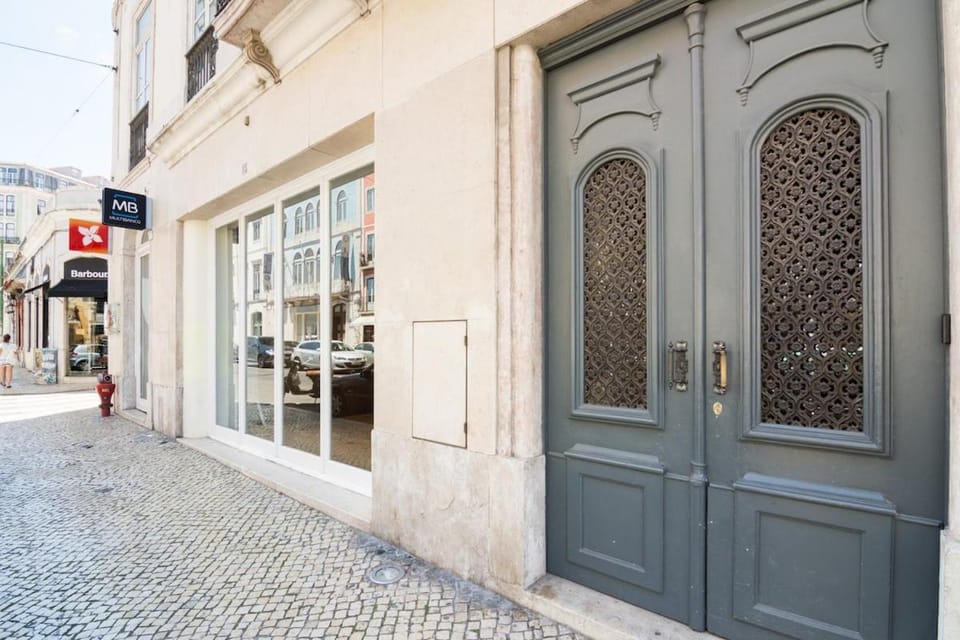 Property building, Facade/entrance