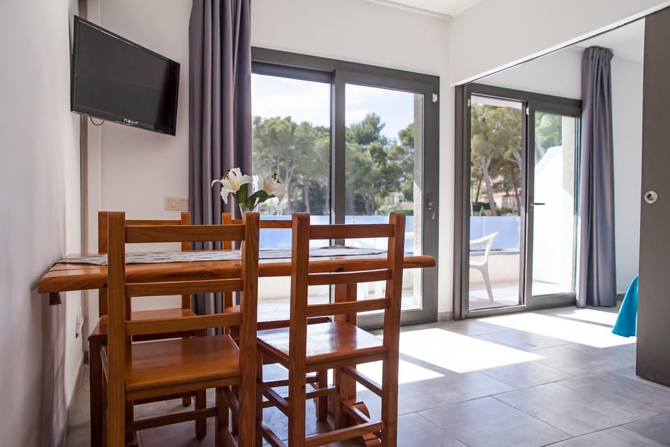 Balcony/Terrace, Dining area