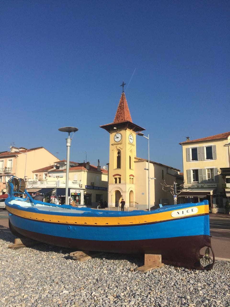 Nearby landmark, Activities