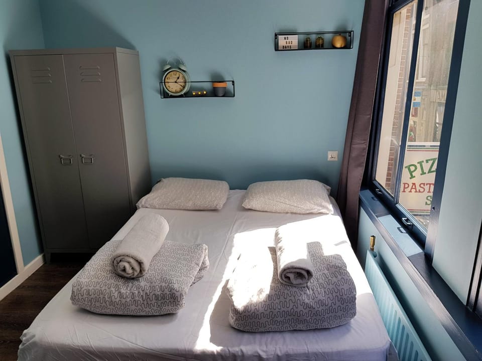 Bed, Other