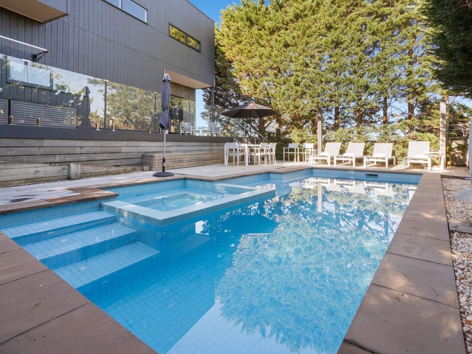Corfu Sorrento House in Melbourne Road
