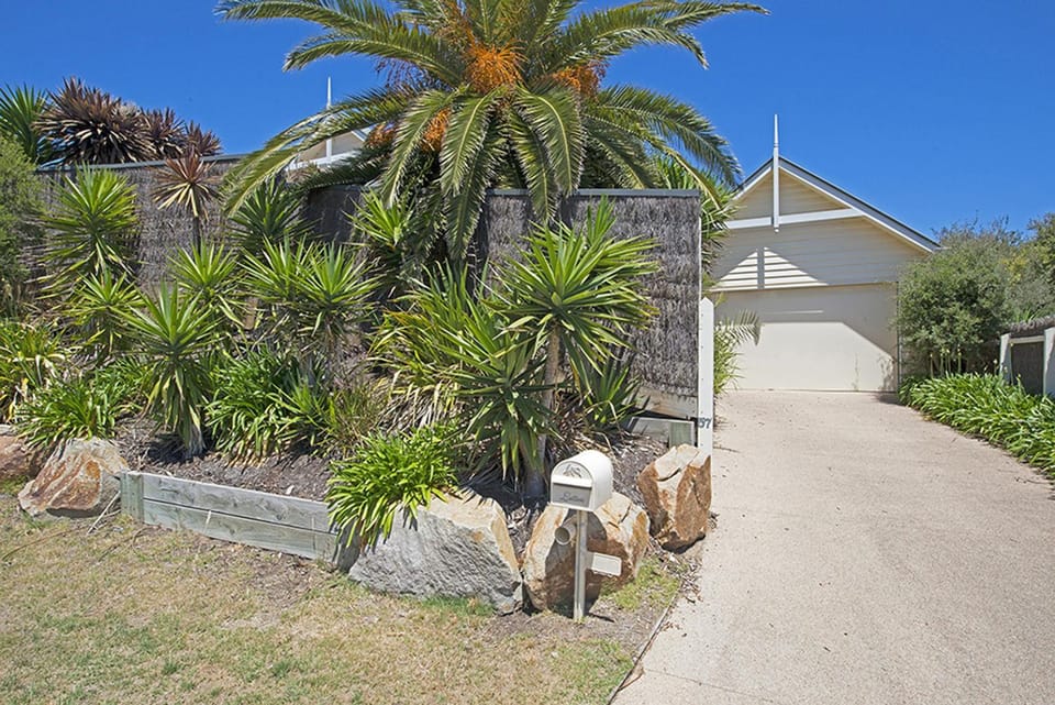 KaniCoast House in Melbourne Road