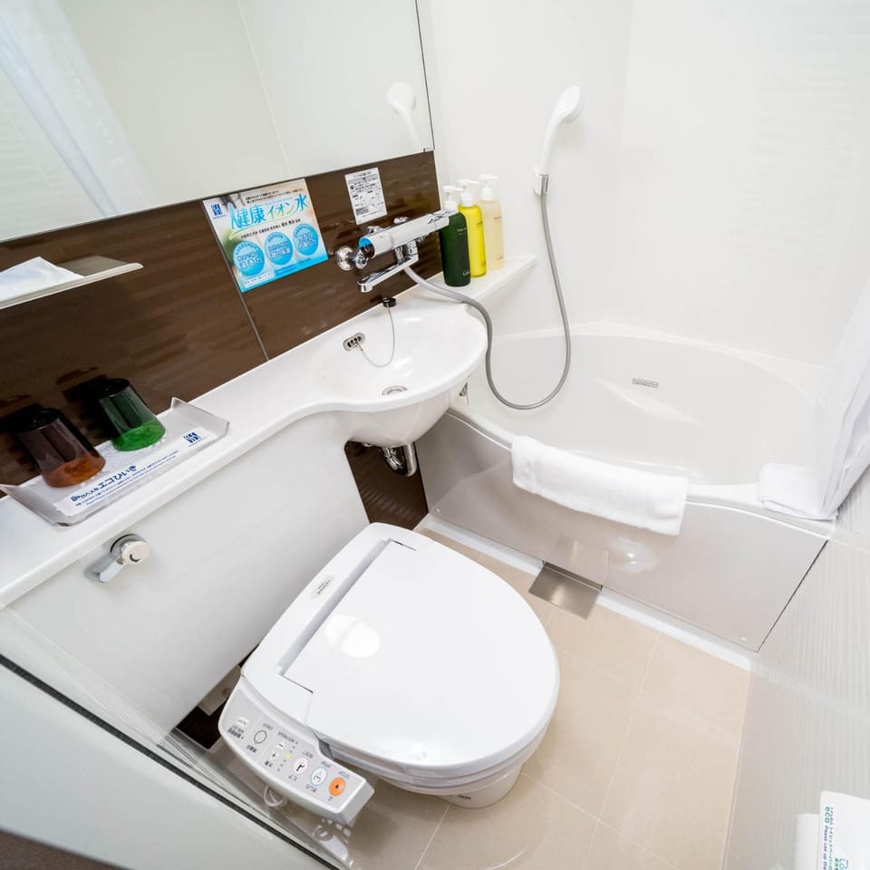 Toilet, Bathroom