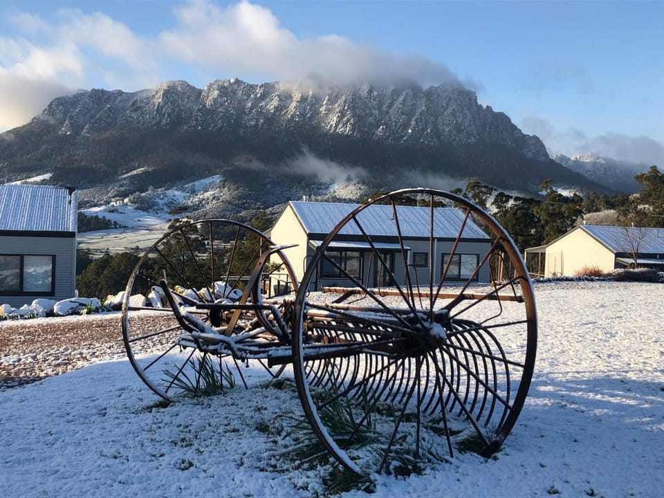 Manna Hill Farm Chalet in Tasmania