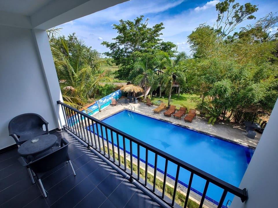 Balcony/Terrace, Swimming pool