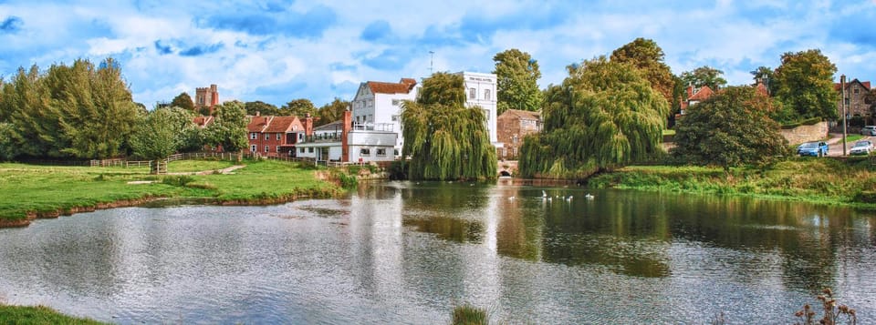 Neighbourhood, Natural landscape, View (from property/room), Lake view, River view