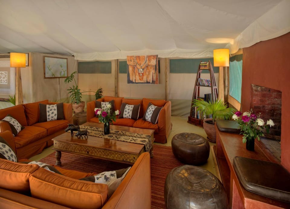 Lounge or bar, Seating area
