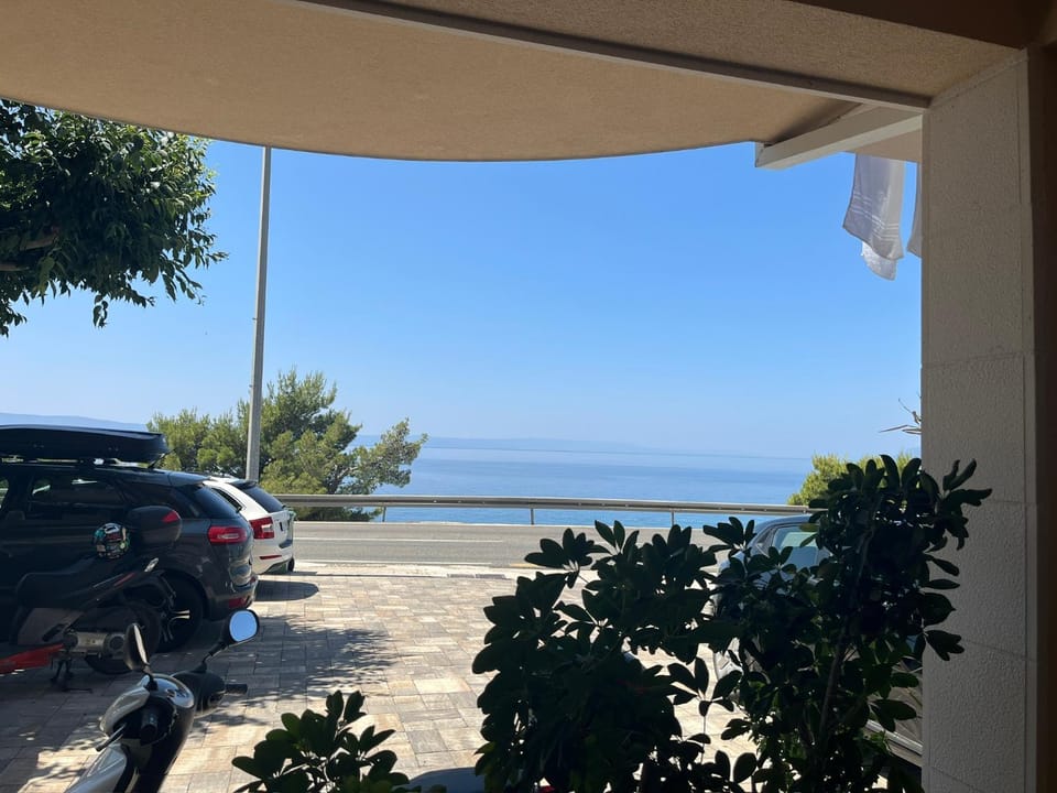 Apartments Nevenka i Josko Apartment in Tučepi