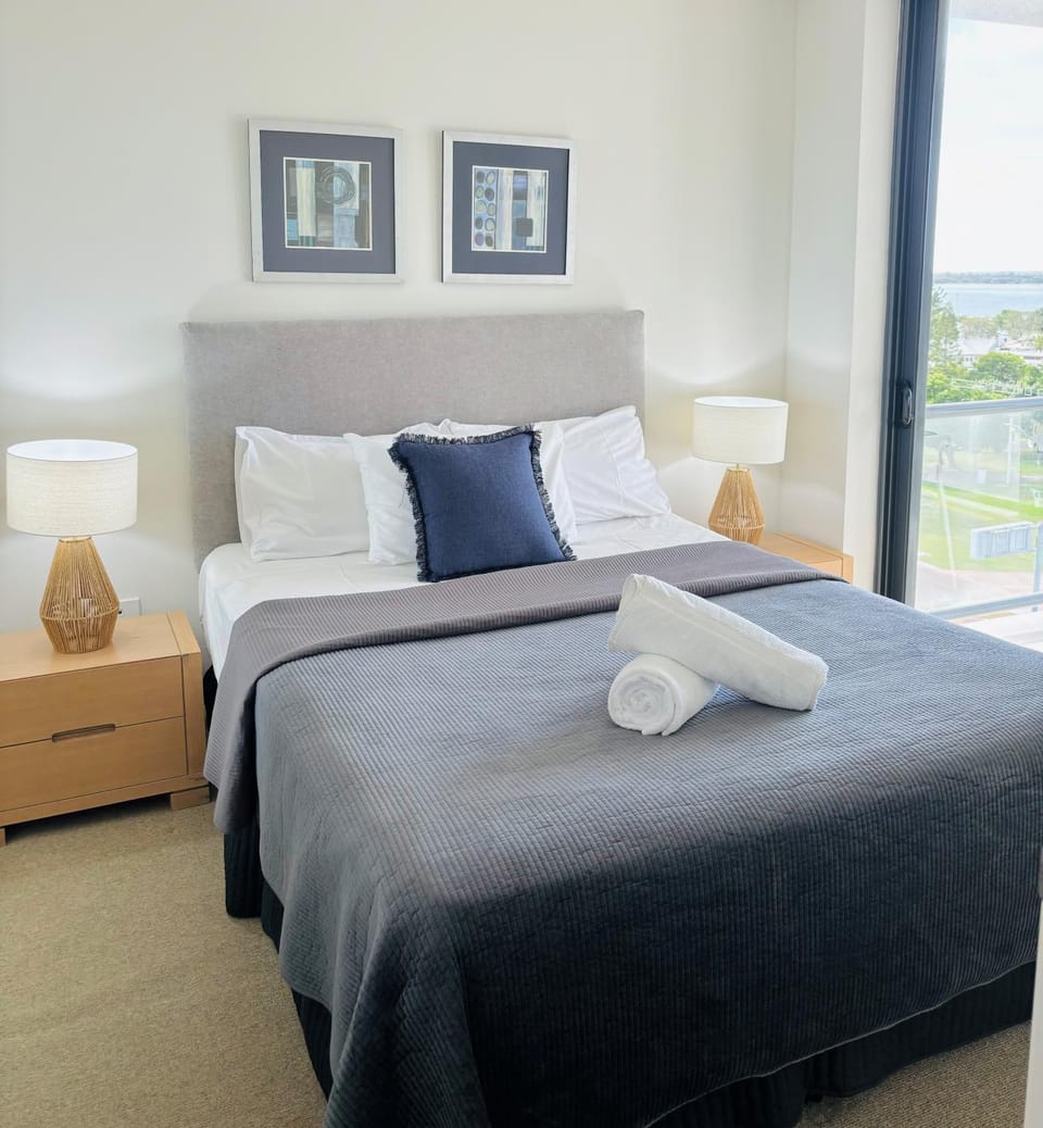 Bed, Bedroom, wardrobe