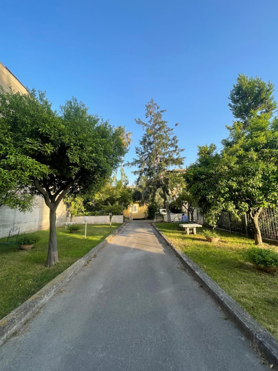 Garden, Parking