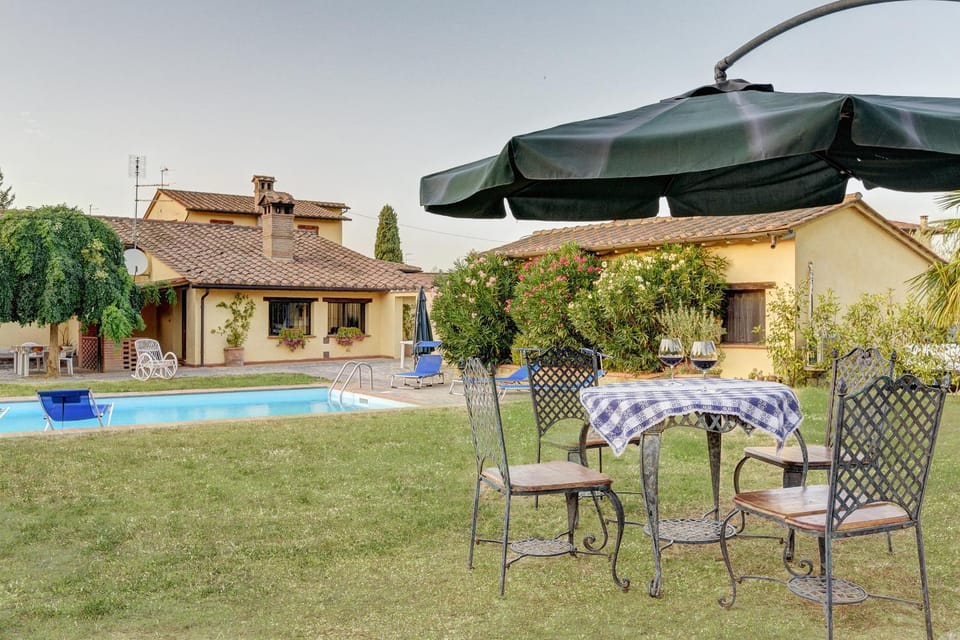 BBQ facilities, Swimming pool