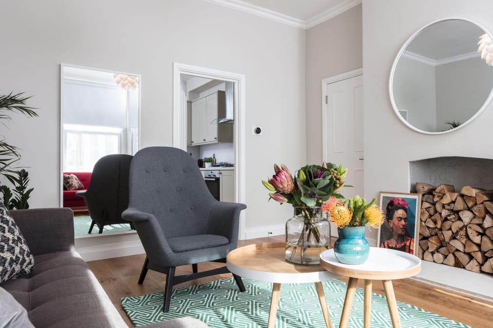 Communal lounge/ TV room, Living room