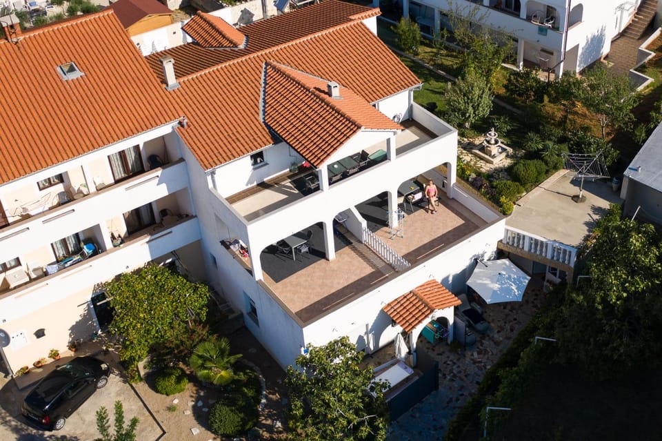 Property building, Bird's eye view