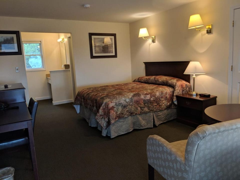 Bed, Photo of the whole room