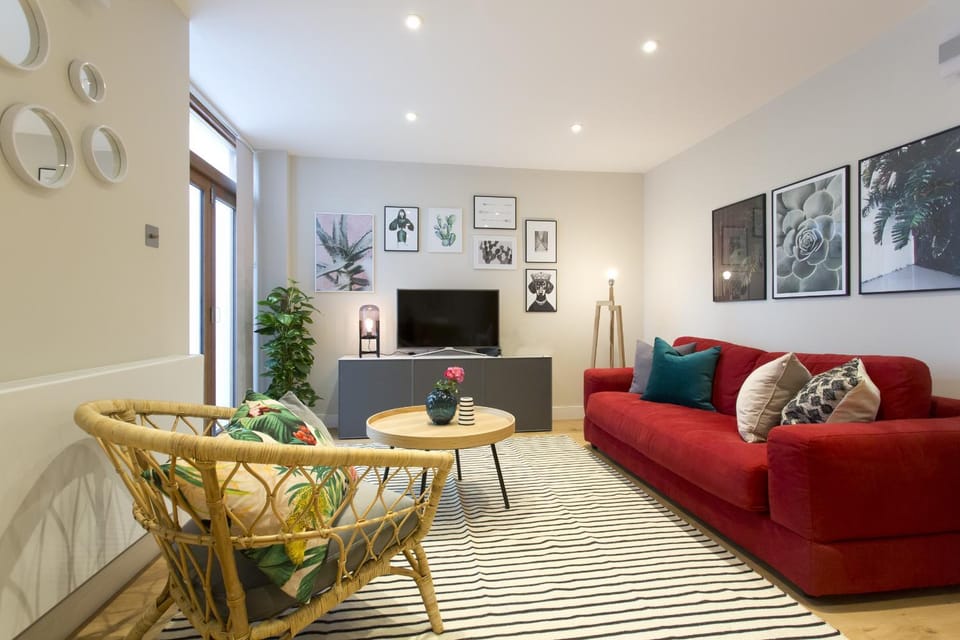 Communal lounge/ TV room, Living room