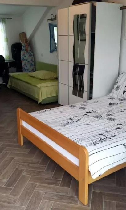 Apartman - Ružičnjak Apartment in City of Zagreb