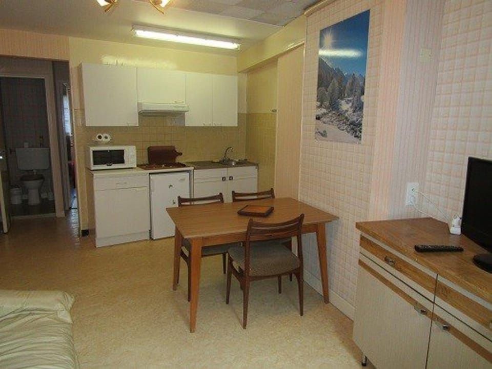 Appartement T3 à Cauterets, proche thermes, télécabine, WiFi et parking - FR-1-234-138 Cabin in Cauterets