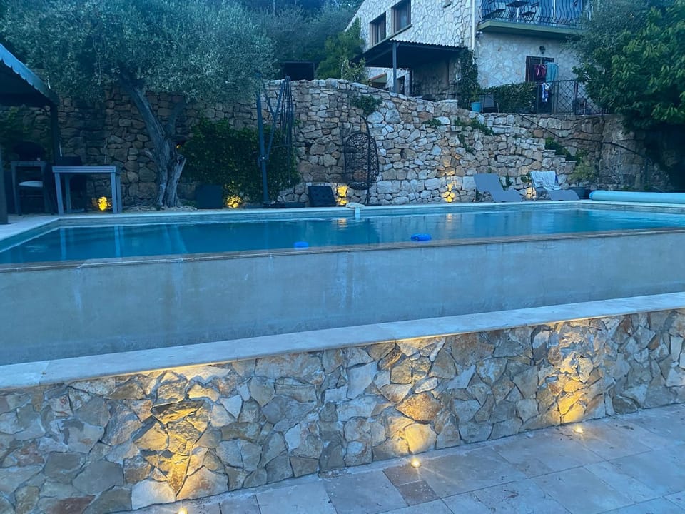 Property building, Pool view