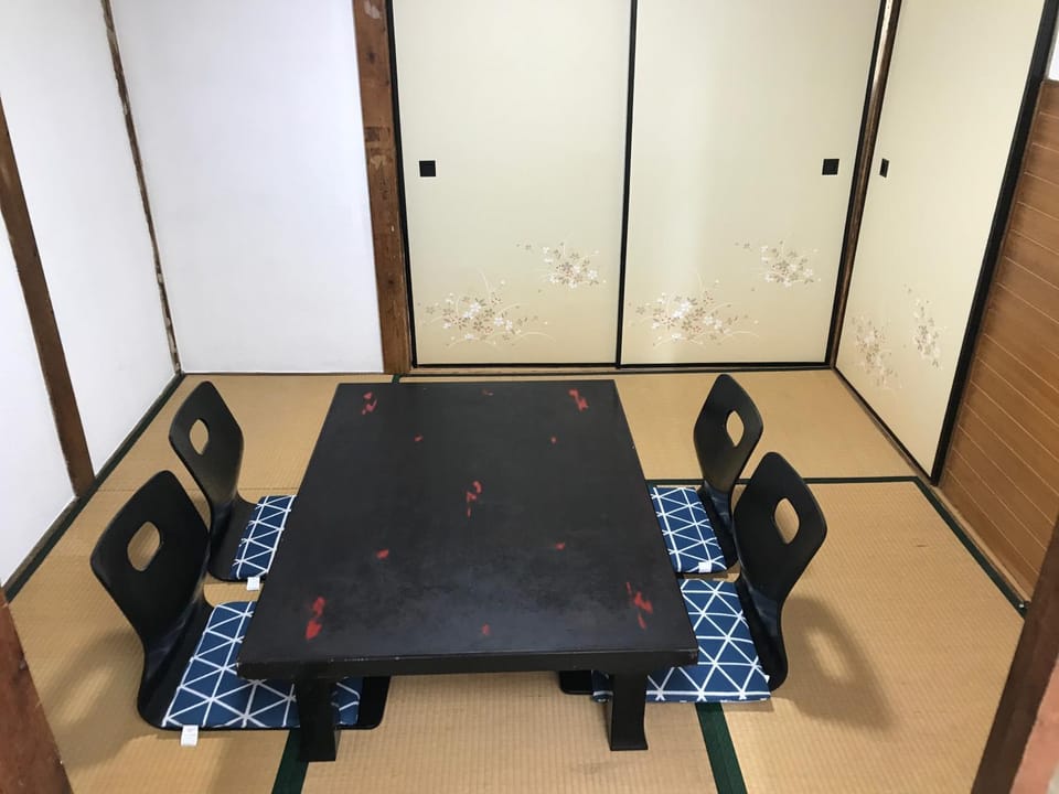 Guest House OkiniⅡ Bed and Breakfast in Osaka