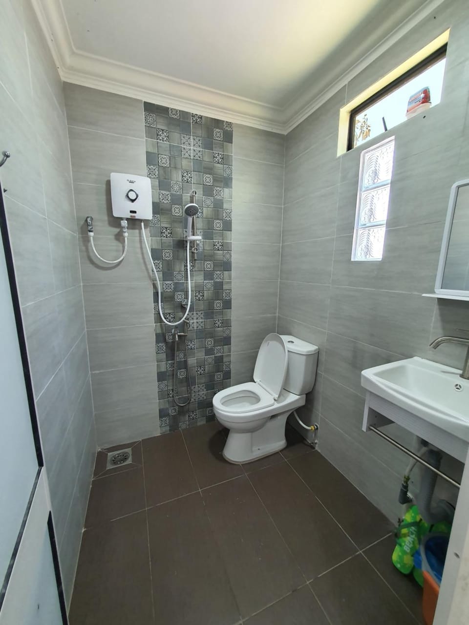 Shower, Toilet, Bathroom, bidet