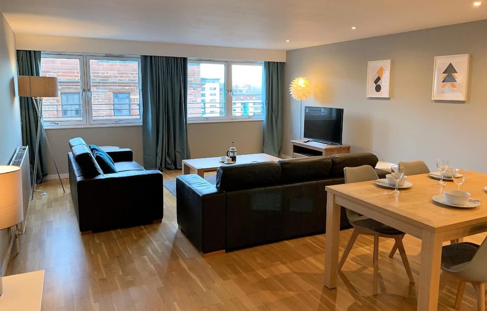 Communal lounge/ TV room, Living room