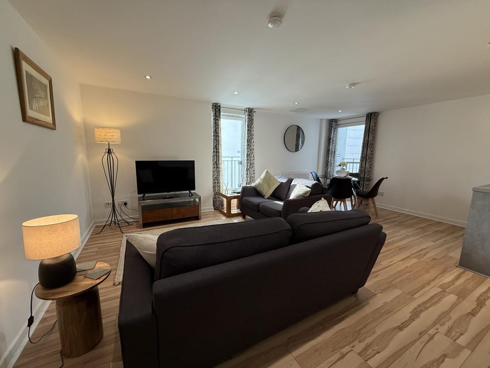 Communal lounge/ TV room, Living room