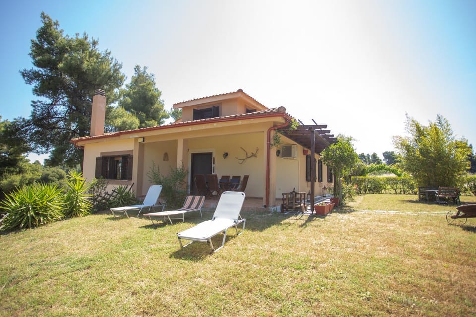 Property building, Garden