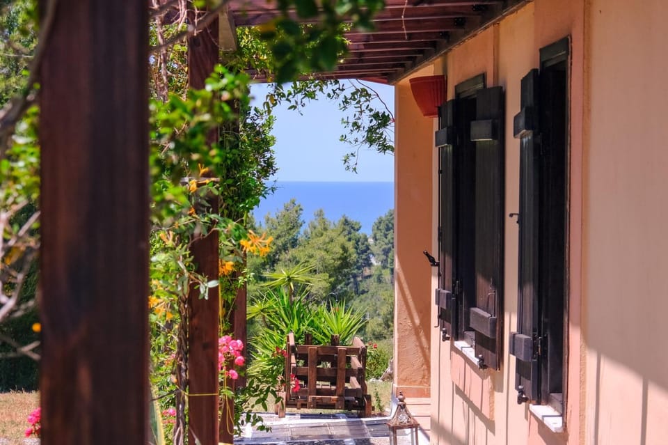 View (from property/room), Garden view, Sea view