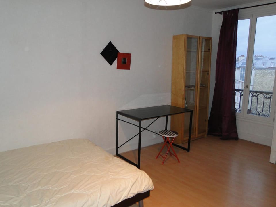 Appartement ENTRE TROCADERO et CHAMPS ELYSES Apartment in Paris