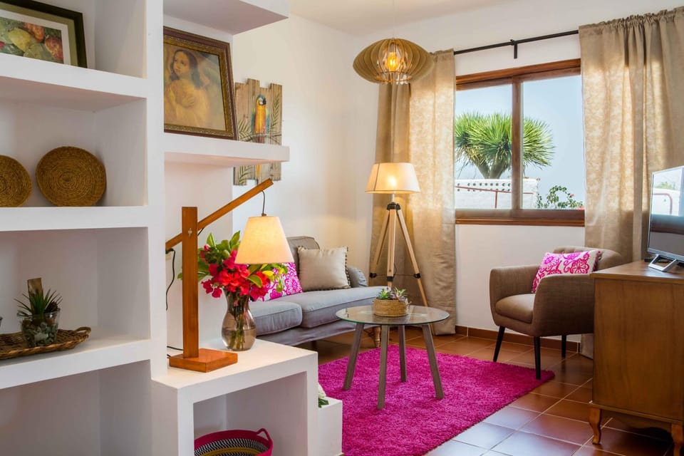 Lounge or bar