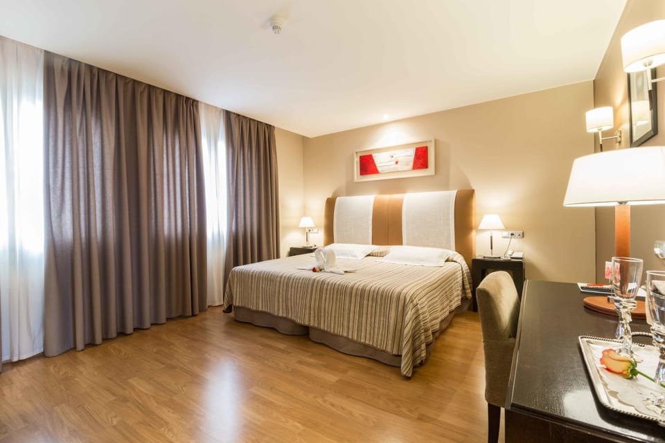 Bed, Living room, Bedroom