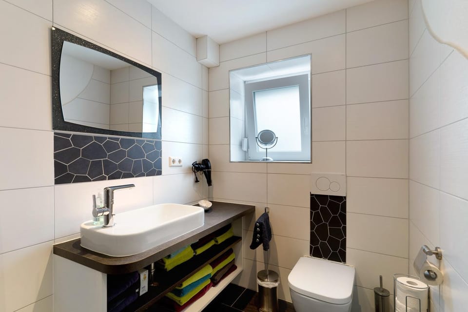 Bathroom, Living room