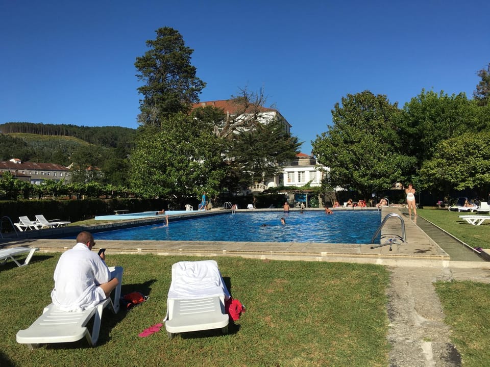 Garden, Swimming pool