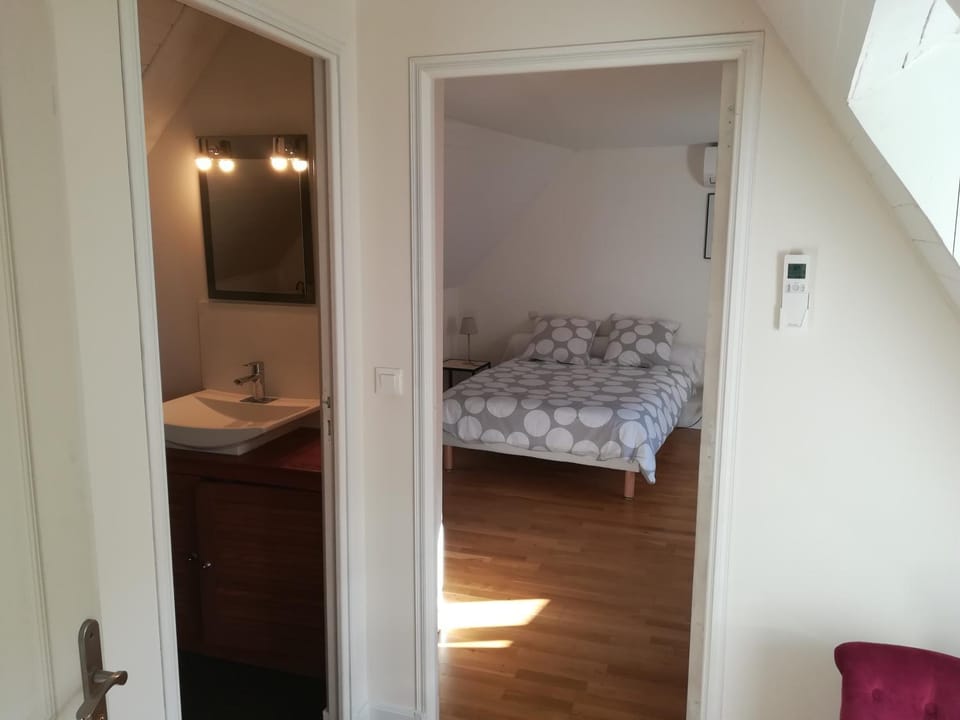 De l'Autre Côté Bed and Breakfast in Nouvelle-Aquitaine