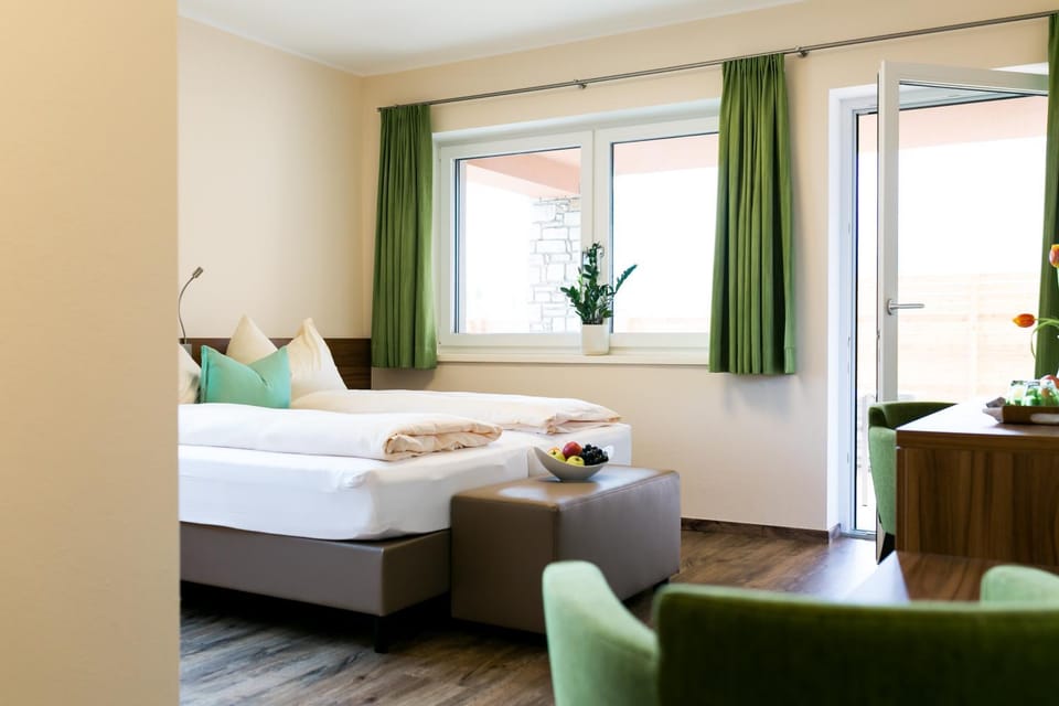 Shower, Toilet, Balcony/Terrace, Bedroom