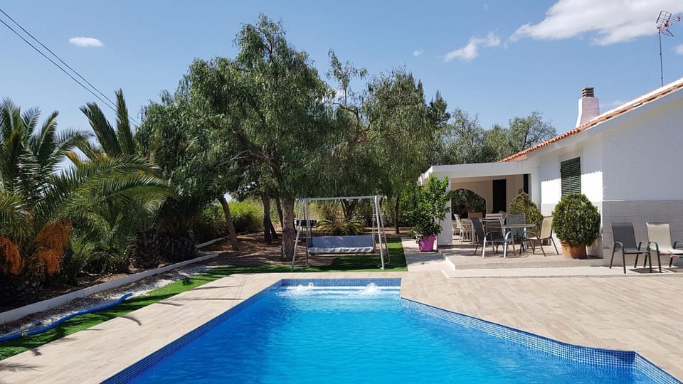 Chalet Bacarot House in Alacantí