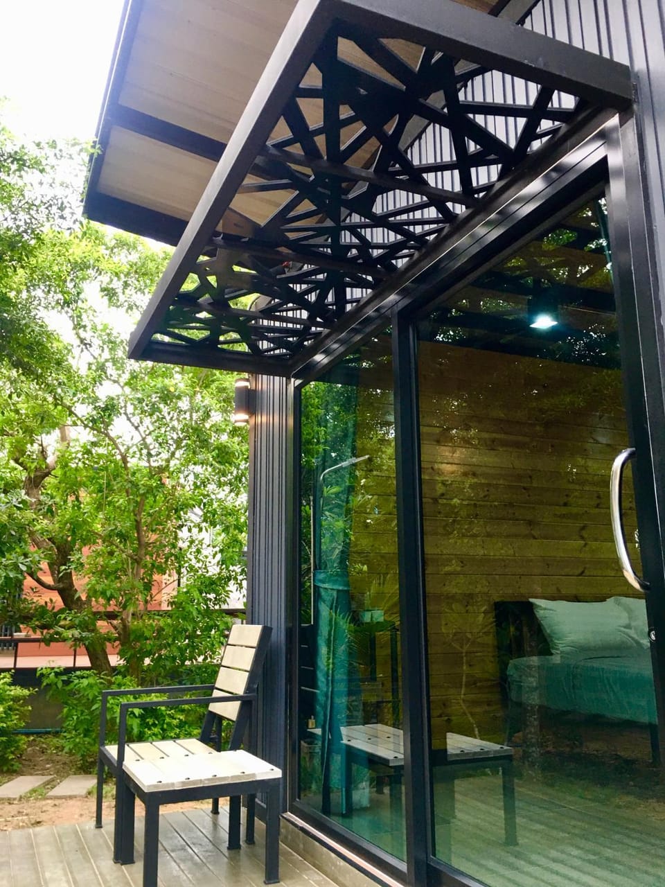 The Loft Resort Kabin Buri Bed and Breakfast in Laos