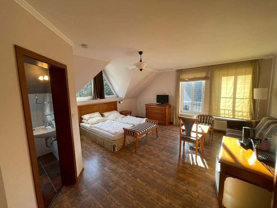 Photo of the whole room