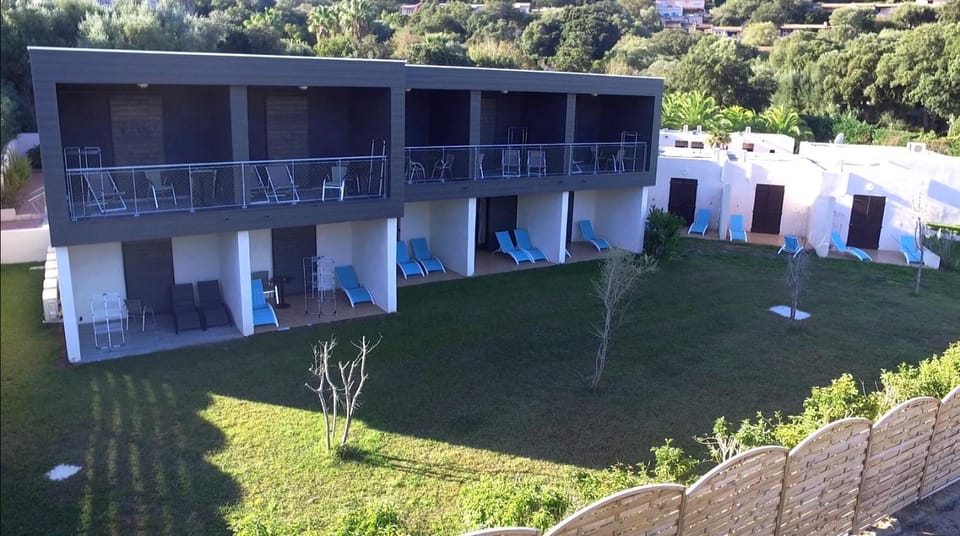 Property building, Garden, Garden view