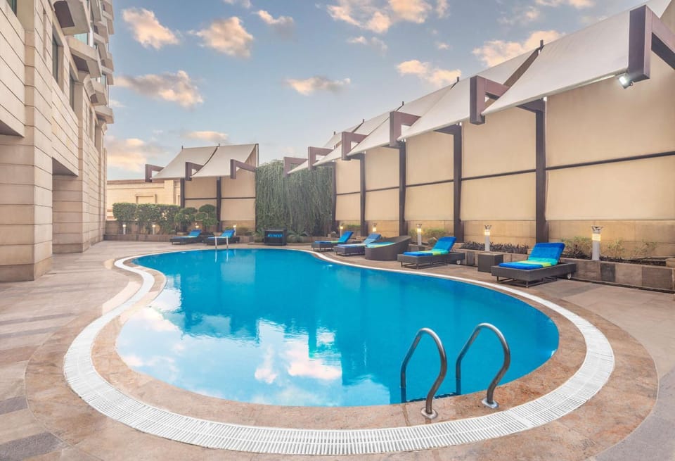 Pool view, Swimming pool