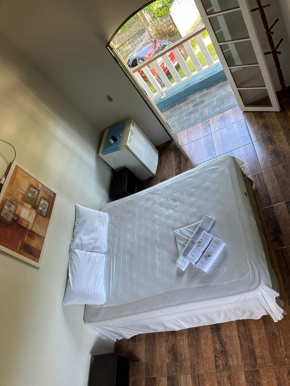 Photo of the whole room