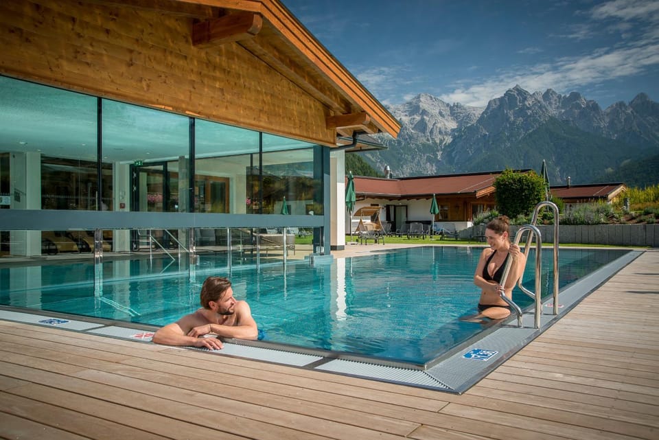 Swimming pool, Open Air Bath