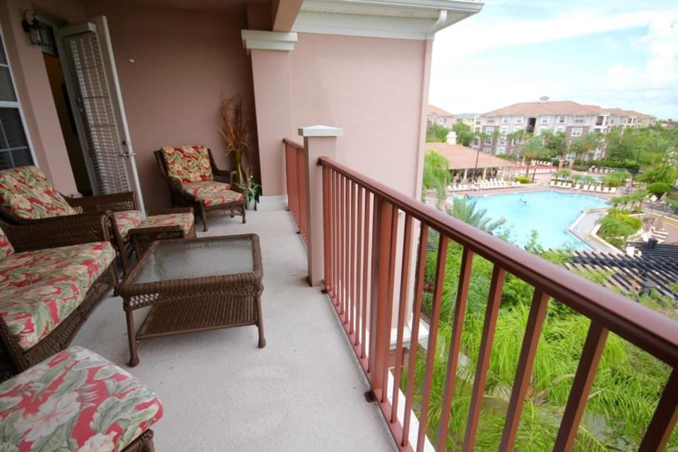 Property building, Balcony/Terrace