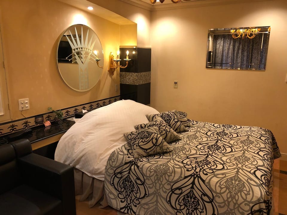 Bed, Photo of the whole room