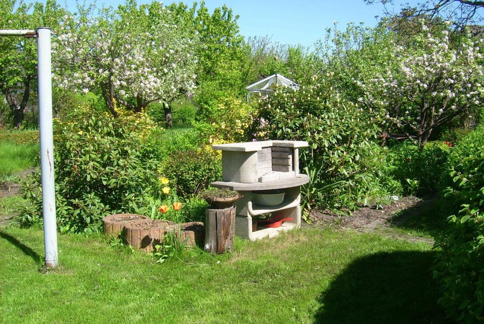 BBQ facilities, Garden