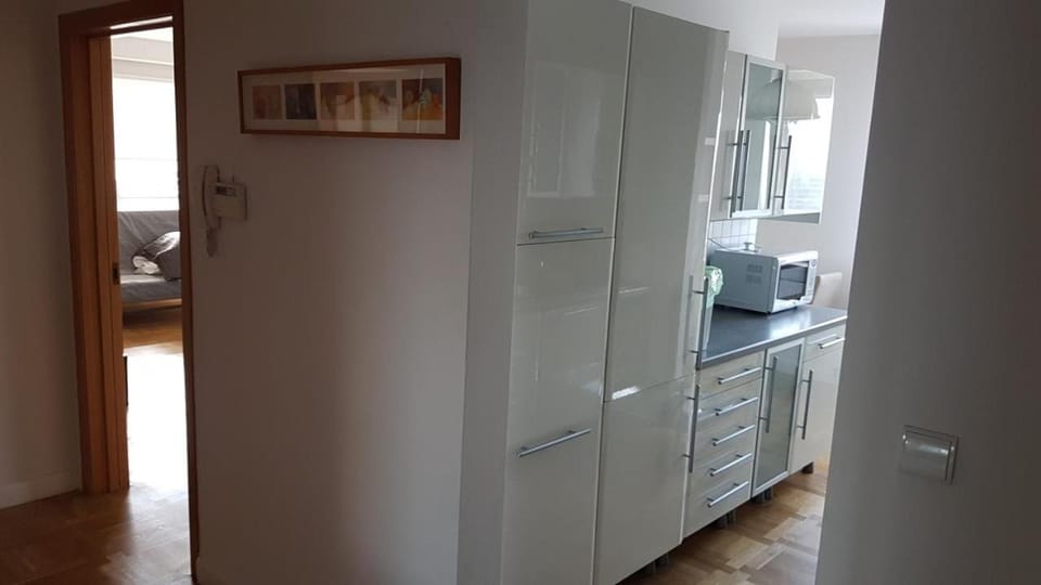DOMOTEL Aleje Jerozolimskie Apartment in Warsaw