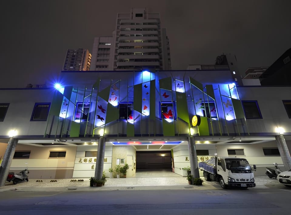 Property building, Night