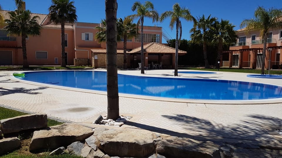 BBQ facilities, Garden, Swimming pool