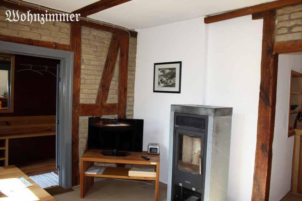 TV and multimedia, Living room, Photo of the whole room